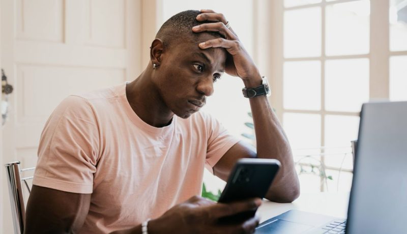 All mobile phone users issued key warning over ‘strange’ apps