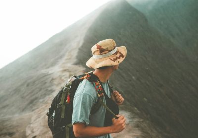 What is the best way to solo travel