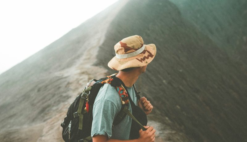 What is the best way to solo travel