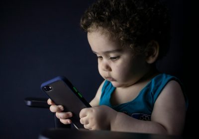How does phone usage affect children
